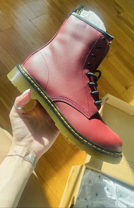 Dr. Martens 1460 Cherry red