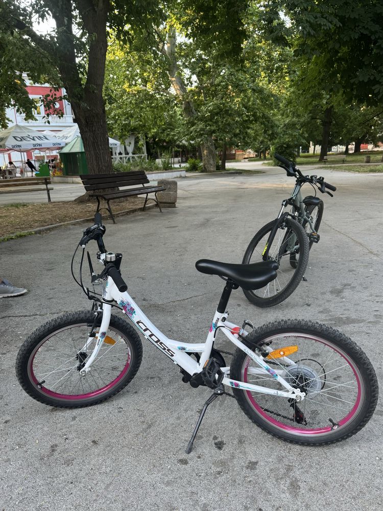Продавам детско колело
