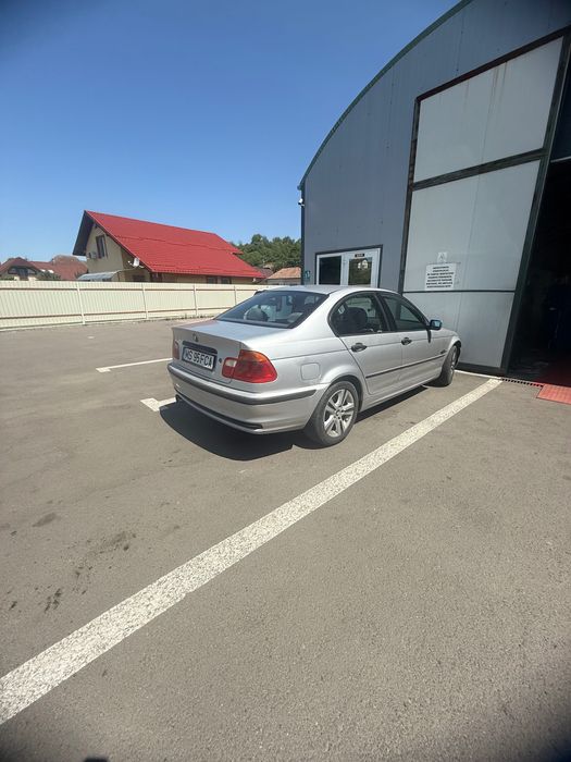 E46 316i benzină anul 2000 in stare bună fără probleme