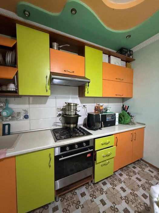 Кухня в хорошем состояние