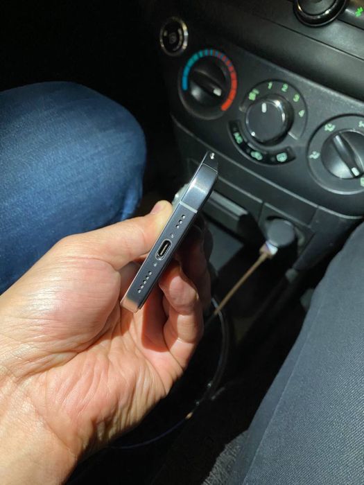 iphone 15 pro natural titanium