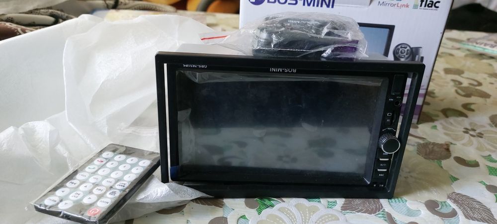 Авто радио на автомобиль