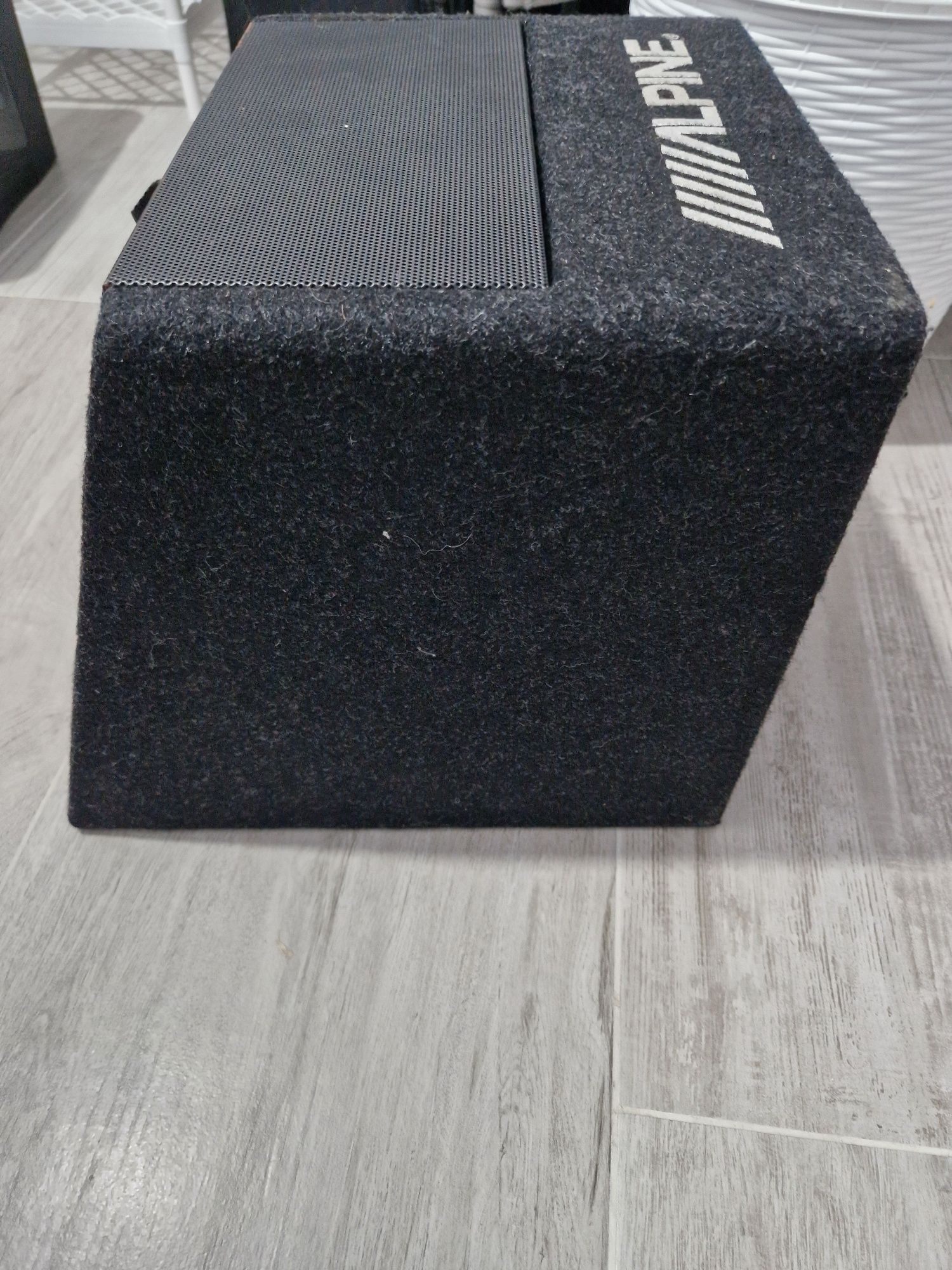 Vand subwoofer Auto