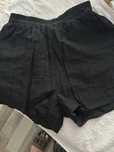 Pantaloni scurti