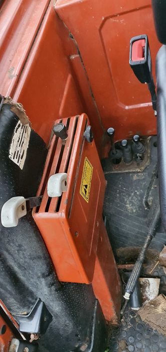 Tractor Fiat 880