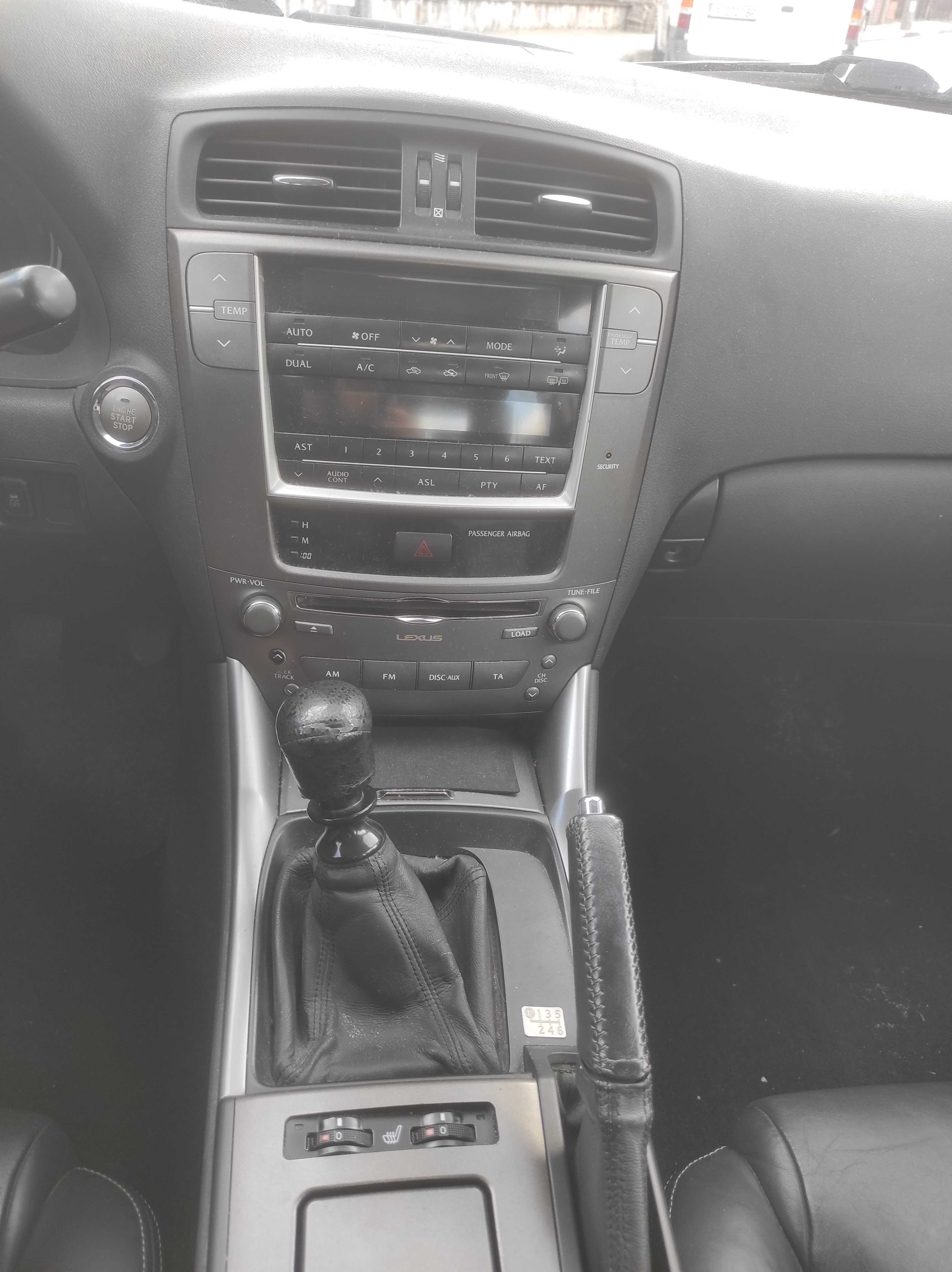 Lexus IS 220d ITALY