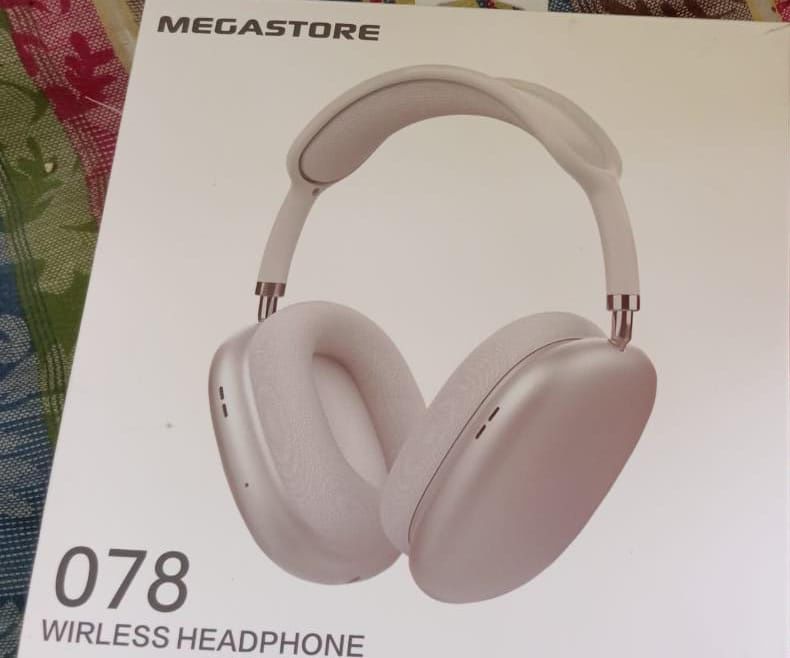 Наушники почти новые