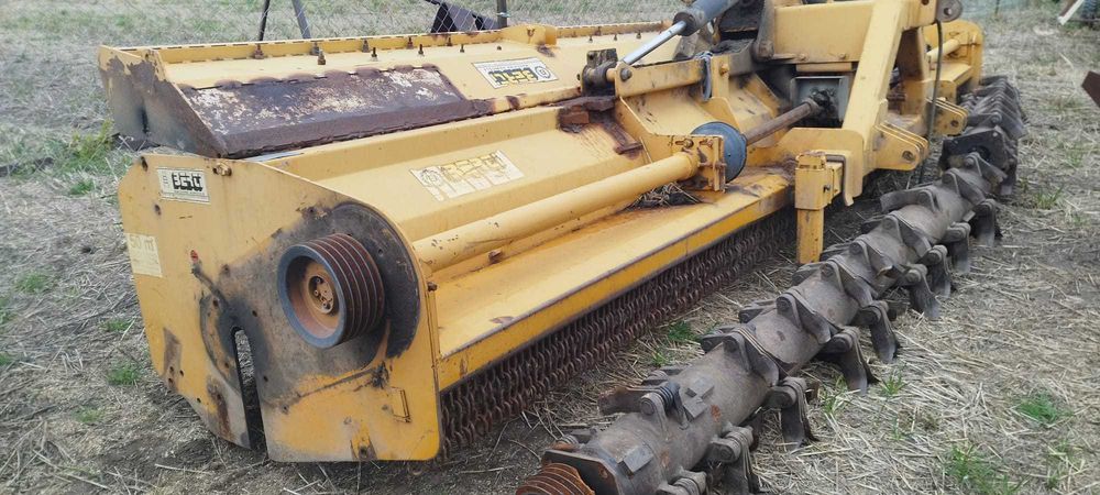Tocator BERTI 6 metrii pentru vegetatie vie arbusti iarba - tractor