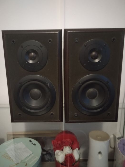 De vânzare boxe akai de studio