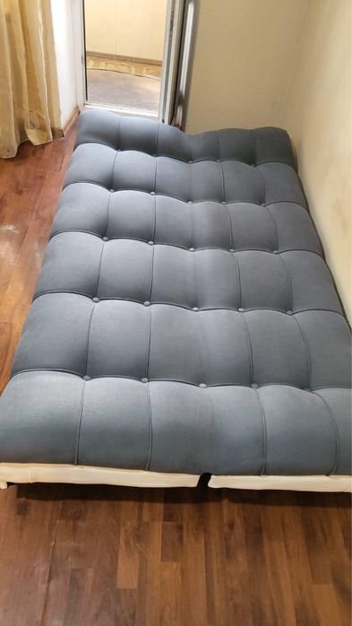 Продается диван (раскладной)
