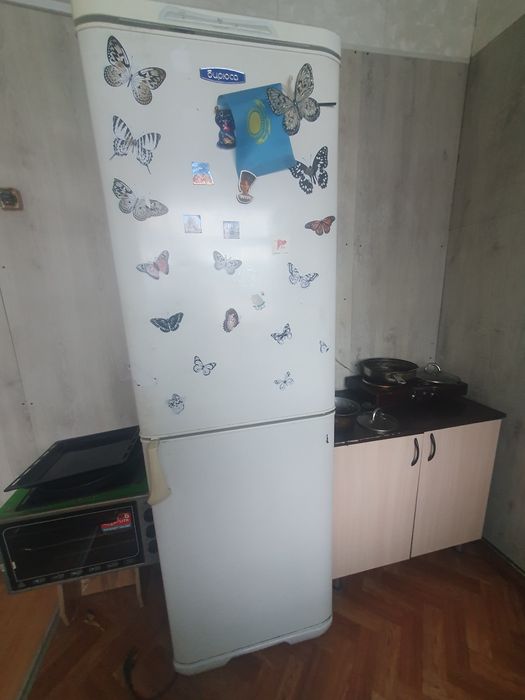 Продам холодильник 15000