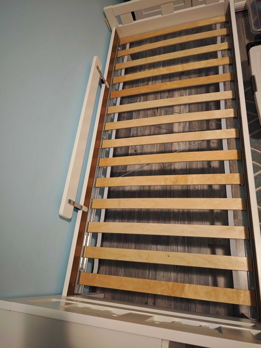 Продавам детско легло Kriter /Критер/ 165х75см