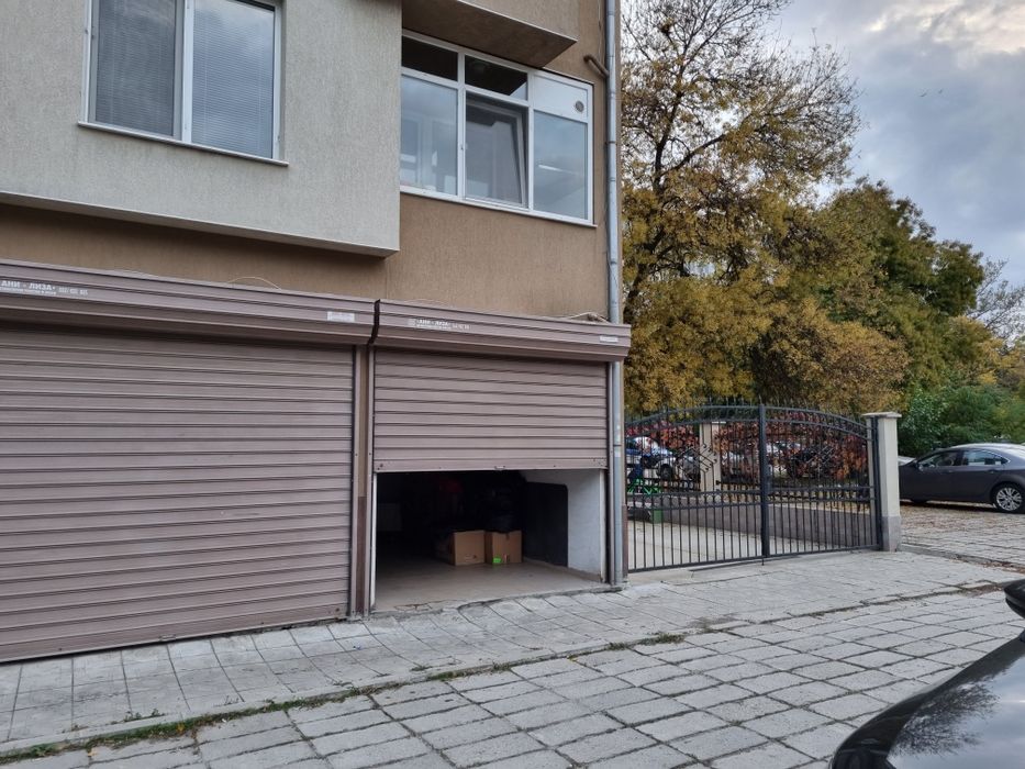 Гараж под наем жк. Тракия наземен