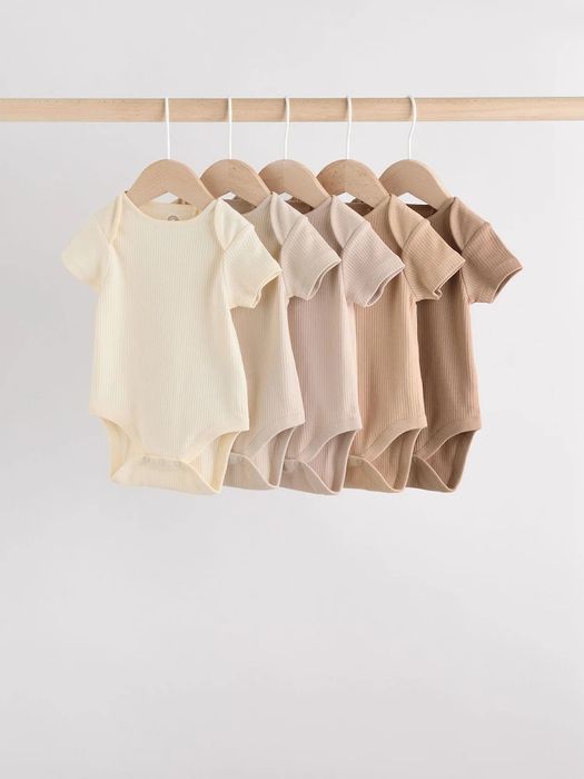 Нови бодита на NEXT