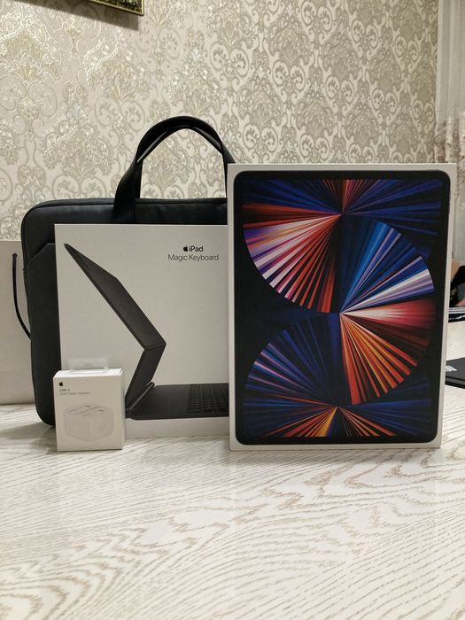 iPad Pro 12.9 M1 / Sim Card