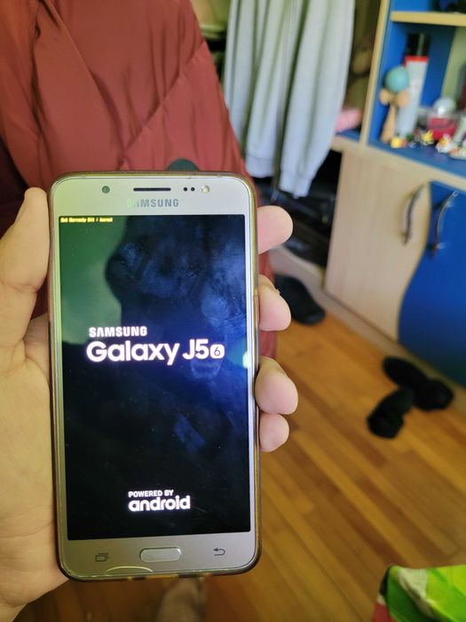 Vand Samsung Galaxy j5 2016