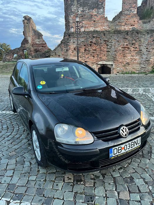 Se vinde Golf5 Benzina