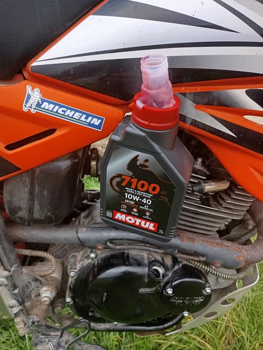 Cross Honda 125 cm3