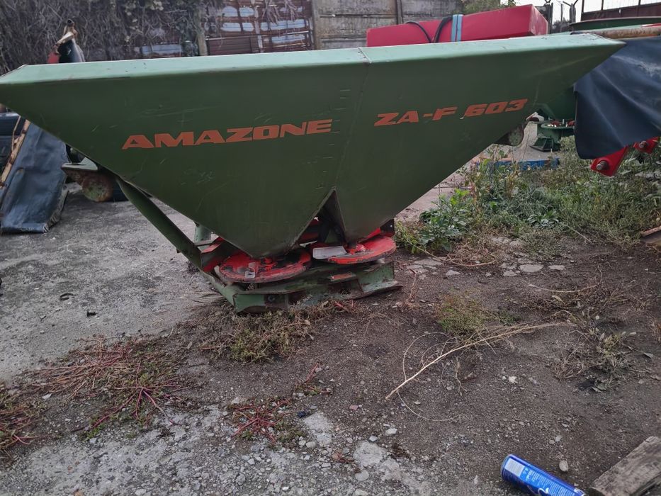 MIG împrăștiat Azot Amazone 600kg cu 2 talere