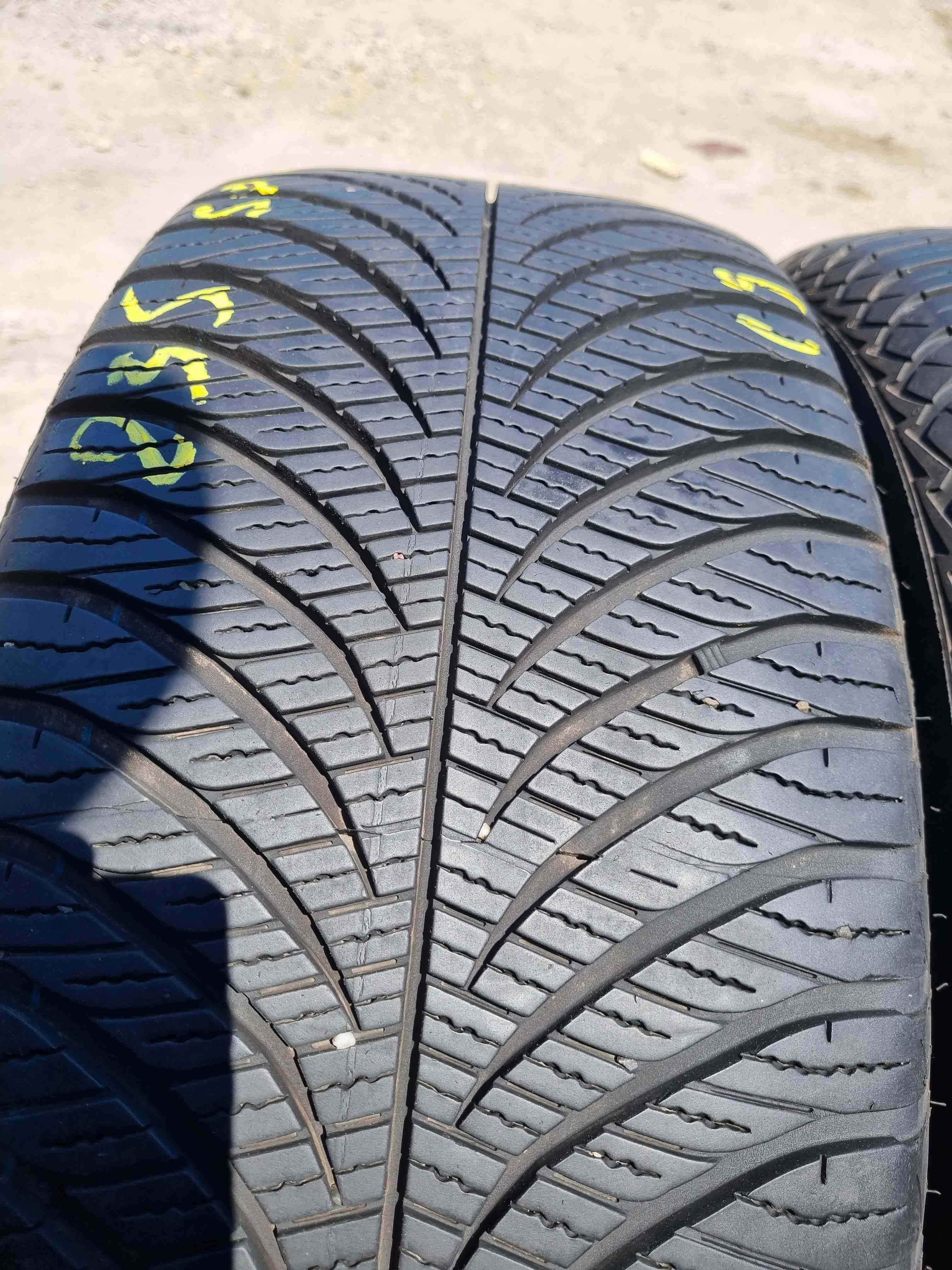 SET 2 Anvelope All Season 235/50 R18 GOODYEAR Vector 4Seasons Gen 2