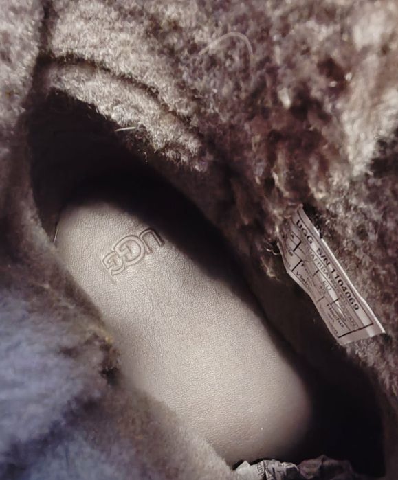 UGG cizme piele întoarsă