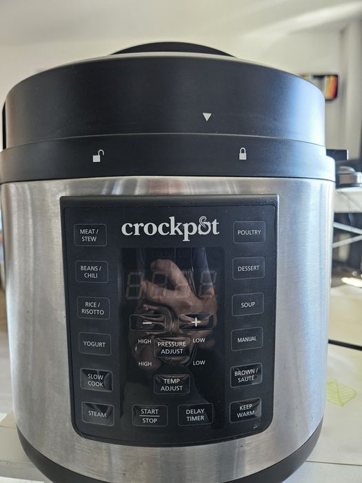 Multicooker cu gatire sub presiune Crock-Pot Express