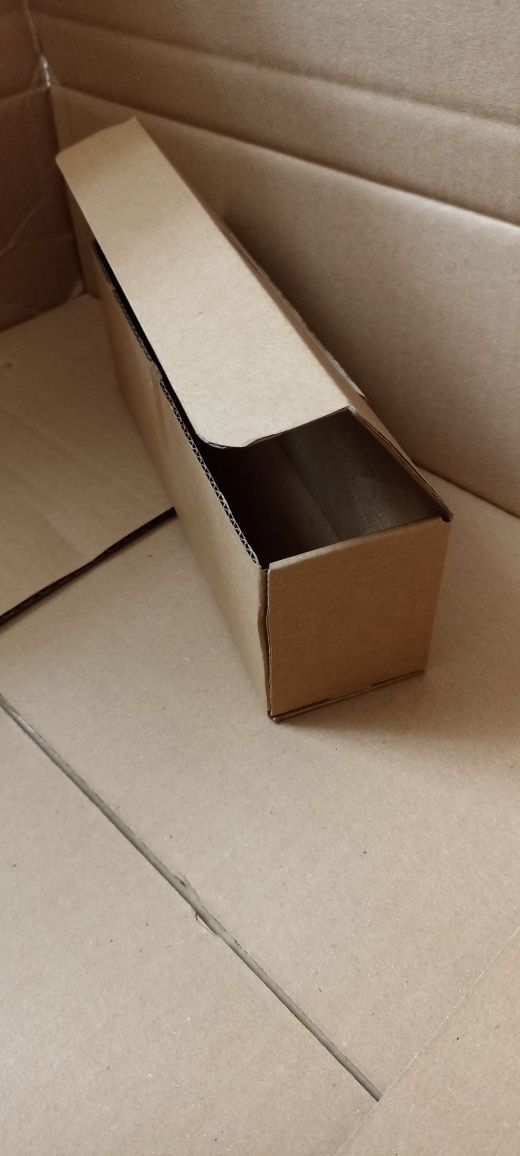 20 de Cutii carton colete ambalaje depozitare obiecte mici