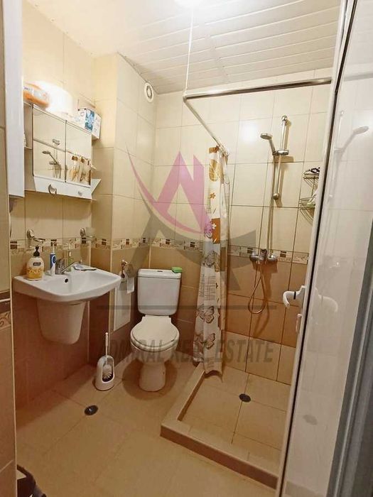 Дава се под наем Двустаен апартамент в Варна, Колхозен пазар - 50 кв.м за 325 € - Снимка #3