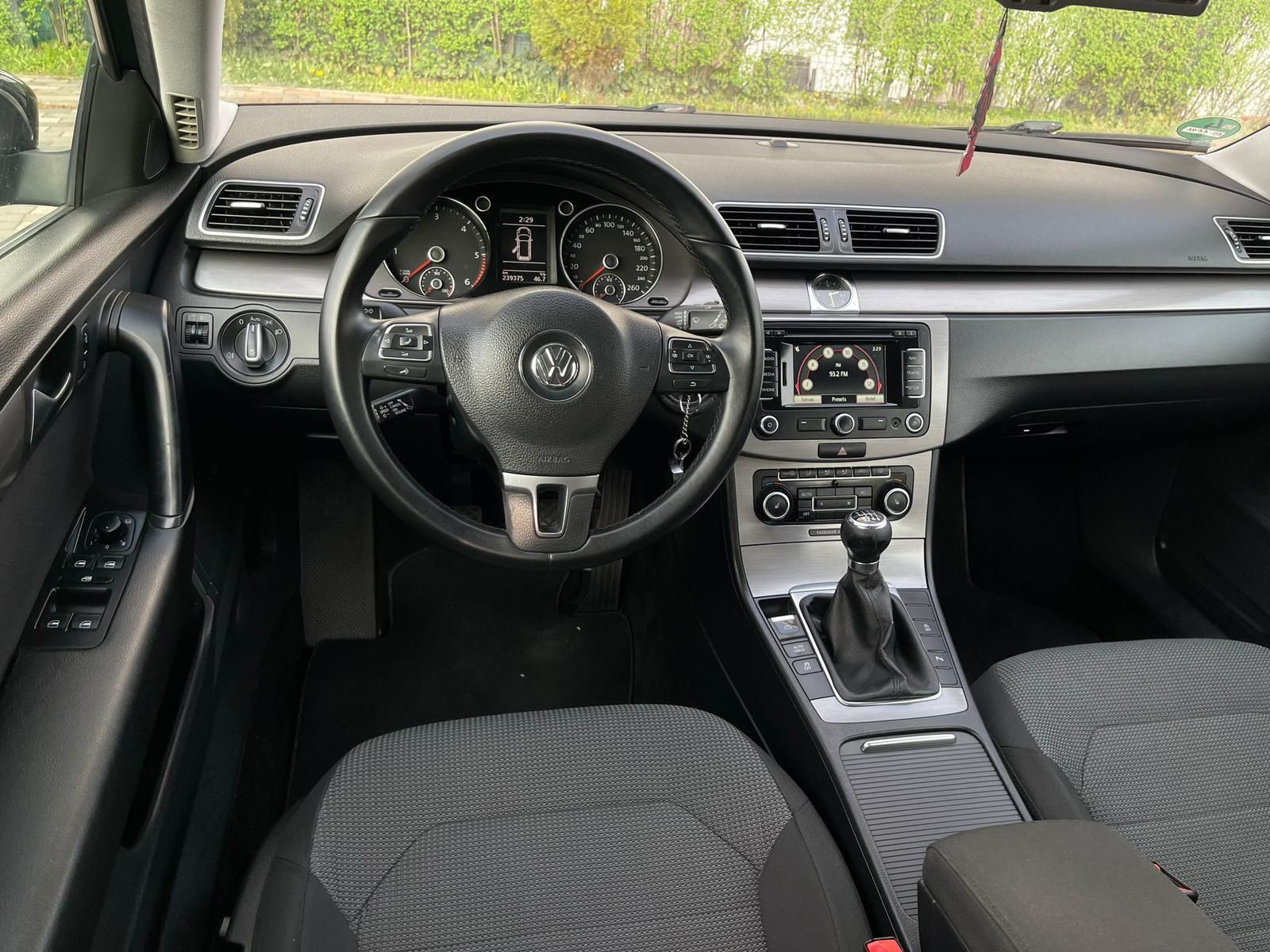 Volkswagen passat 2012