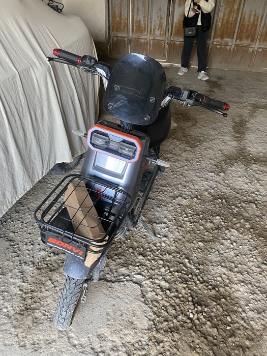 Skuter avtamat-karobka