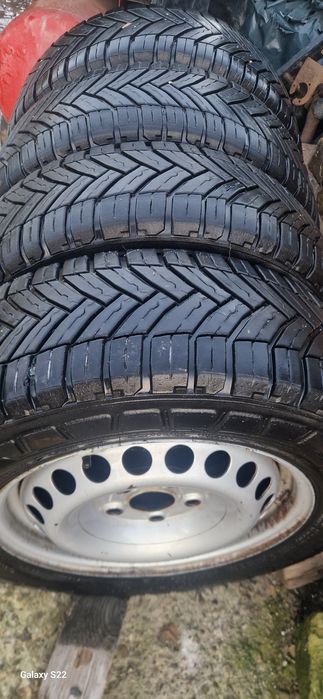 Jante cu cauciucuri 215 65 16c