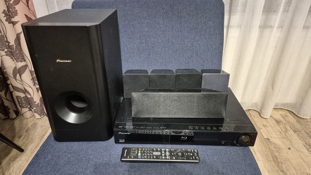 Vand sistem blue ray Pioneer vx80212, cu sistem audio 5.1