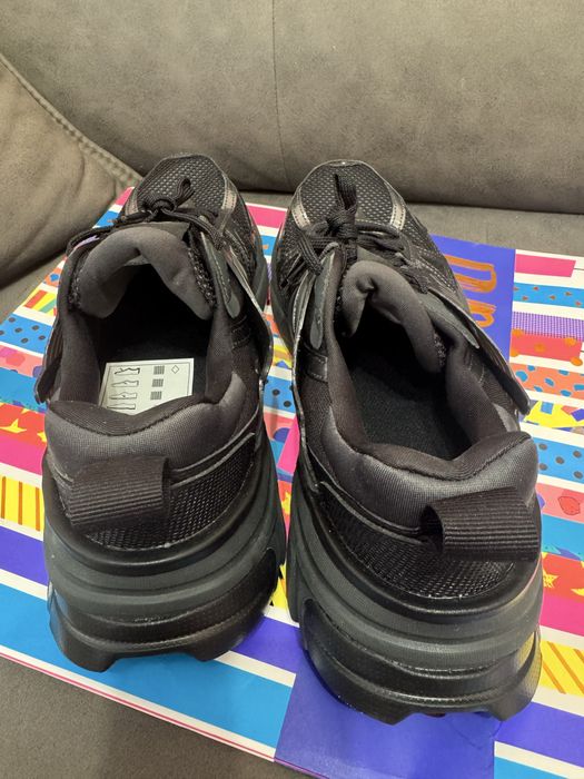 Маратонки Найк…..