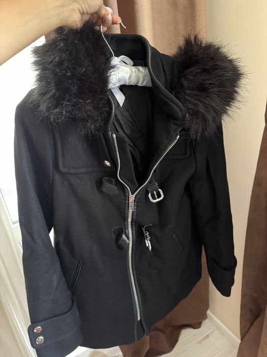 Палто Зара Черно с косъм