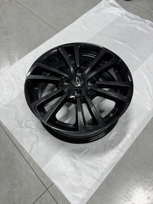 Диски на Cobalt Black R15 Korea