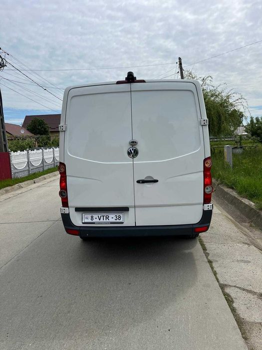 Volkswagen Crafter 3 locuri si duba an 2012 motor 2.0 tdi sprinter