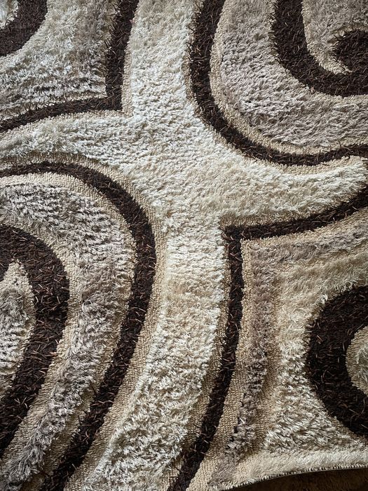 Килим шаги-  бежаво кафяв