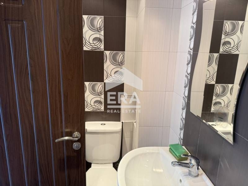 Дава се под наем Офис в Варна, Колхозен пазар - 28 кв.м за 433.5 € - Снимка #1