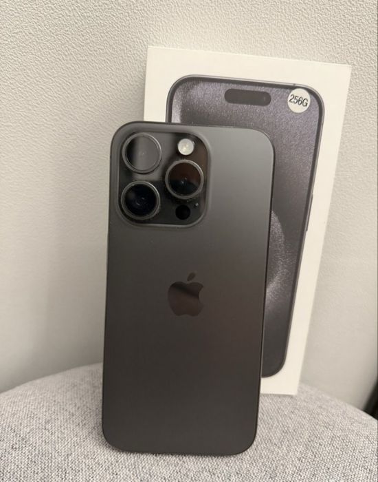 iPhone 15 Pro 256Gb с гарантией