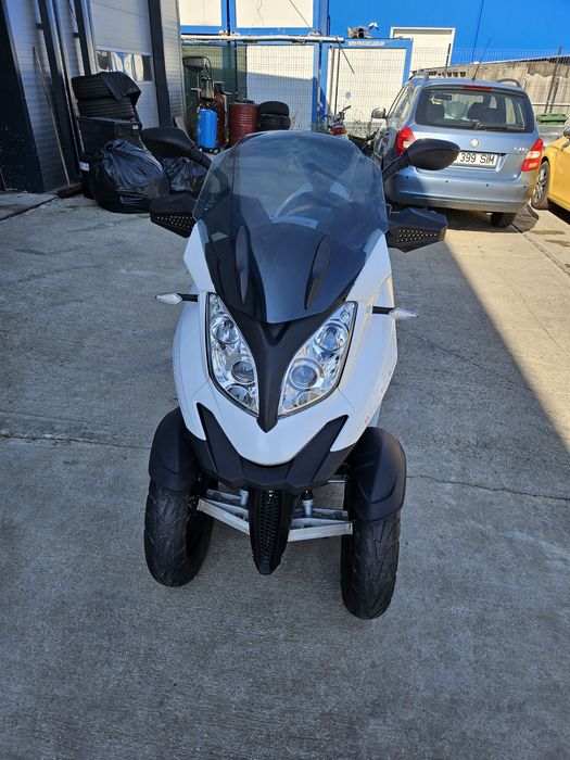Quadro 350 se conduce cu B