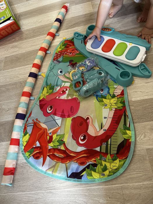 Детский развивающий коврик