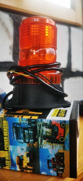 Продавам Авариен буркан