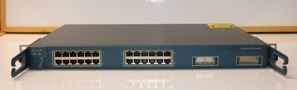 Суич Cisco Catalyst 3524 WS-C3524-XL-EN