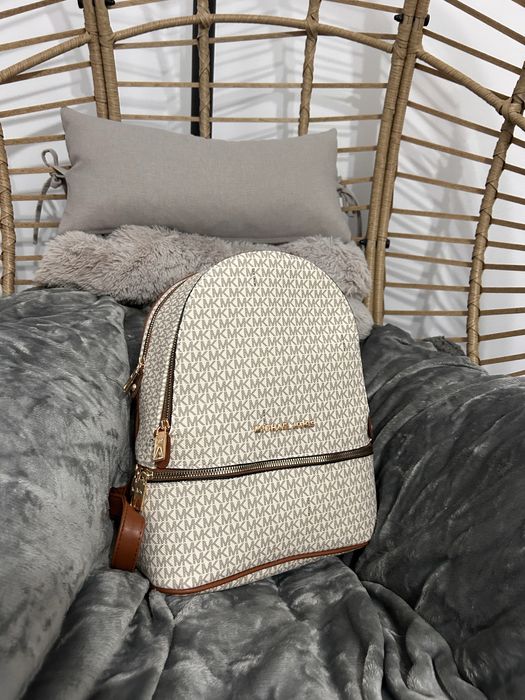 Ghiozdan/Rucsac Michael Kors nou