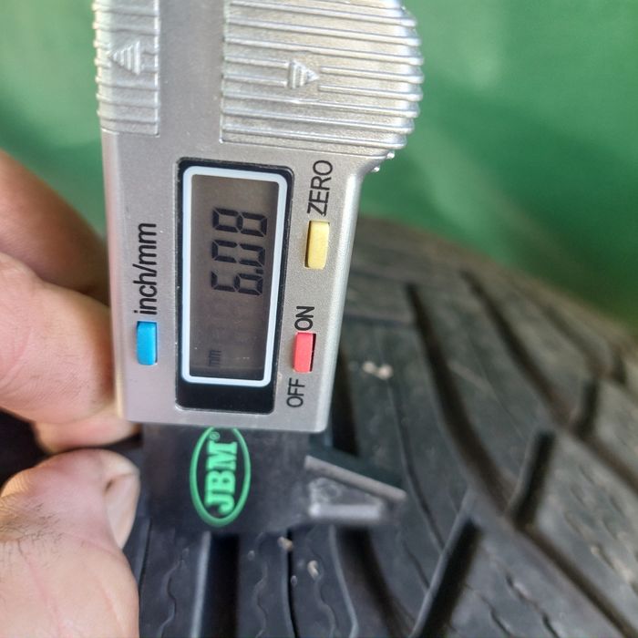 Зимни гуми michelin 215/65/16-2бр.