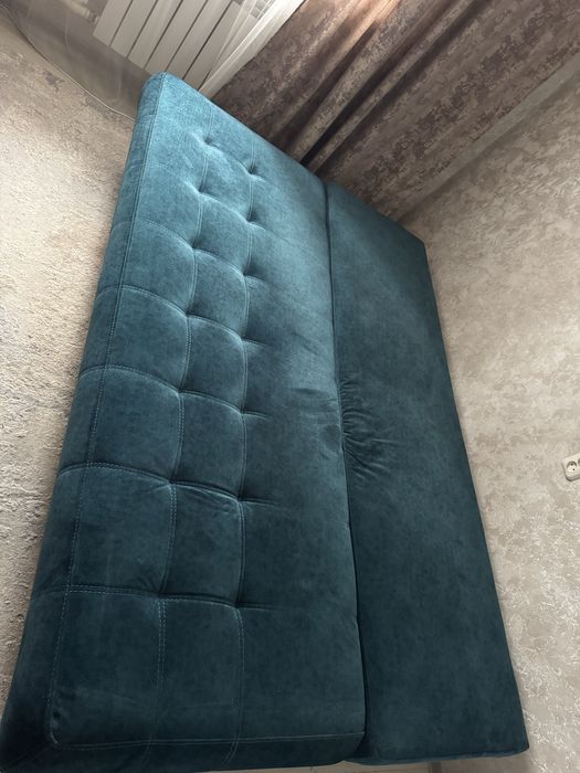 Продам диван почти новая