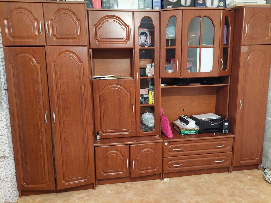 Гарнитур сатылады, бағасы 30000