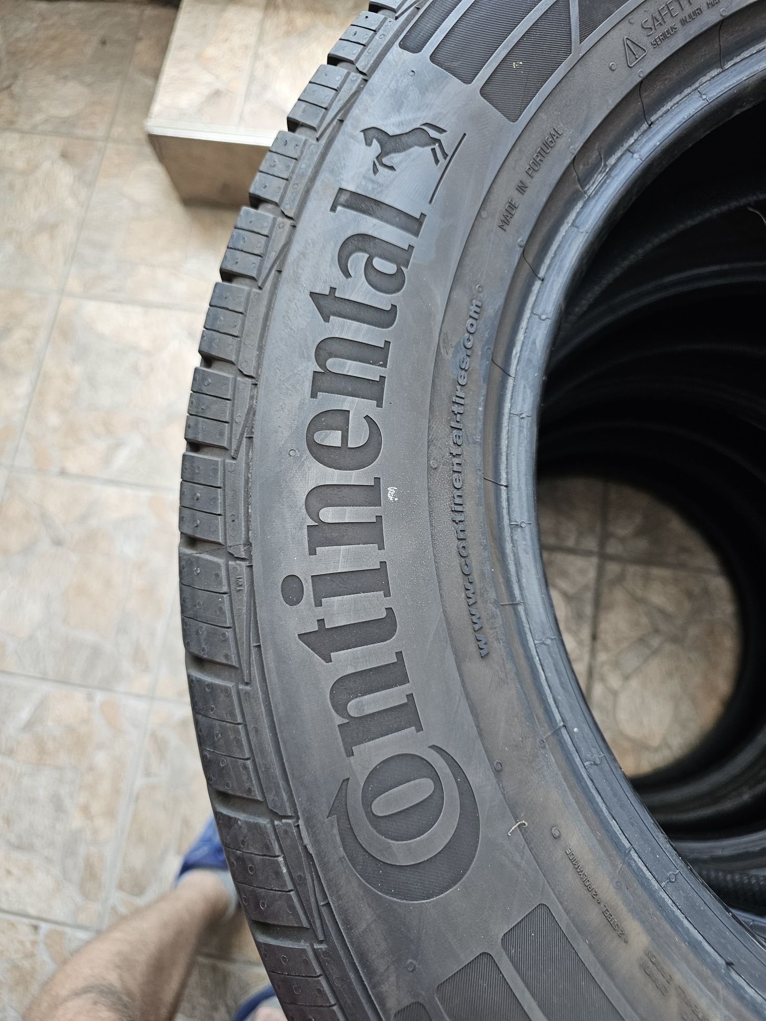 Anvelope Continental 255/60 R18 Vara Ca Noi!
