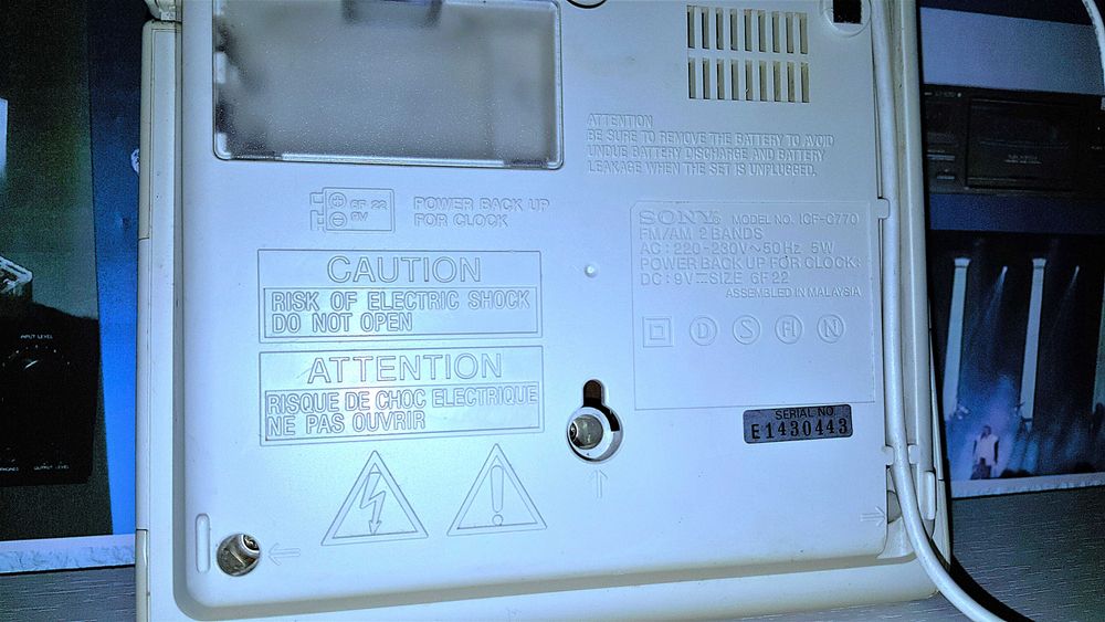 Radio cu ceas Sony ICF C770 (Made in Japan)
