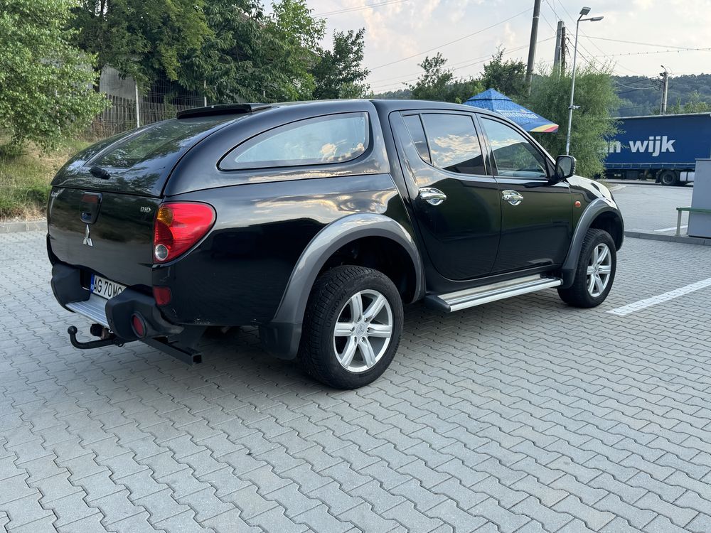 Mitsubishi l200  proprietar